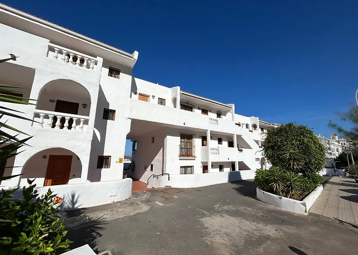 Apartamento Cristianos With Large Terrace & Heated Pool