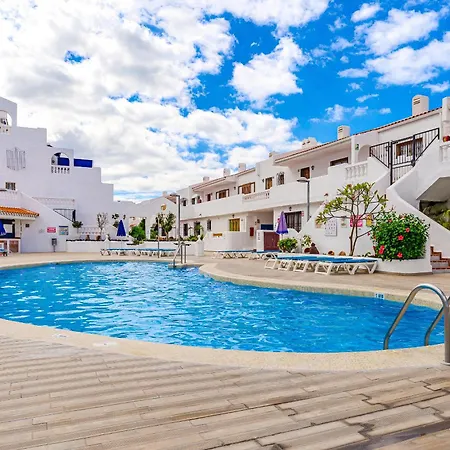 Cristianos With Large Terrace & Heated Pool * Los Cristianos (Tenerife)