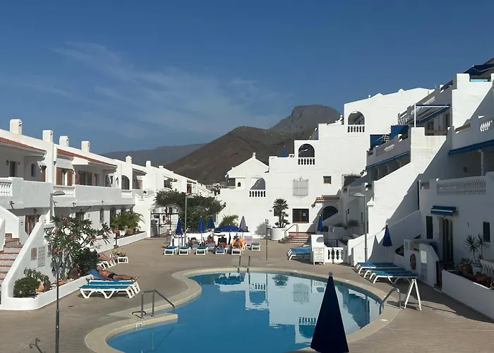 Cristianos With Large Terrace & Heated Pool Apartment *